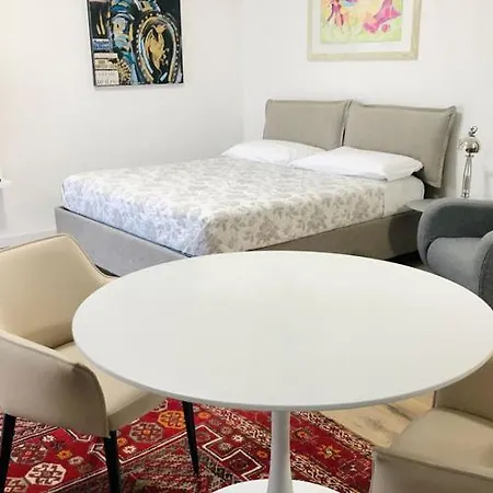 San Donato Chic Appartement *